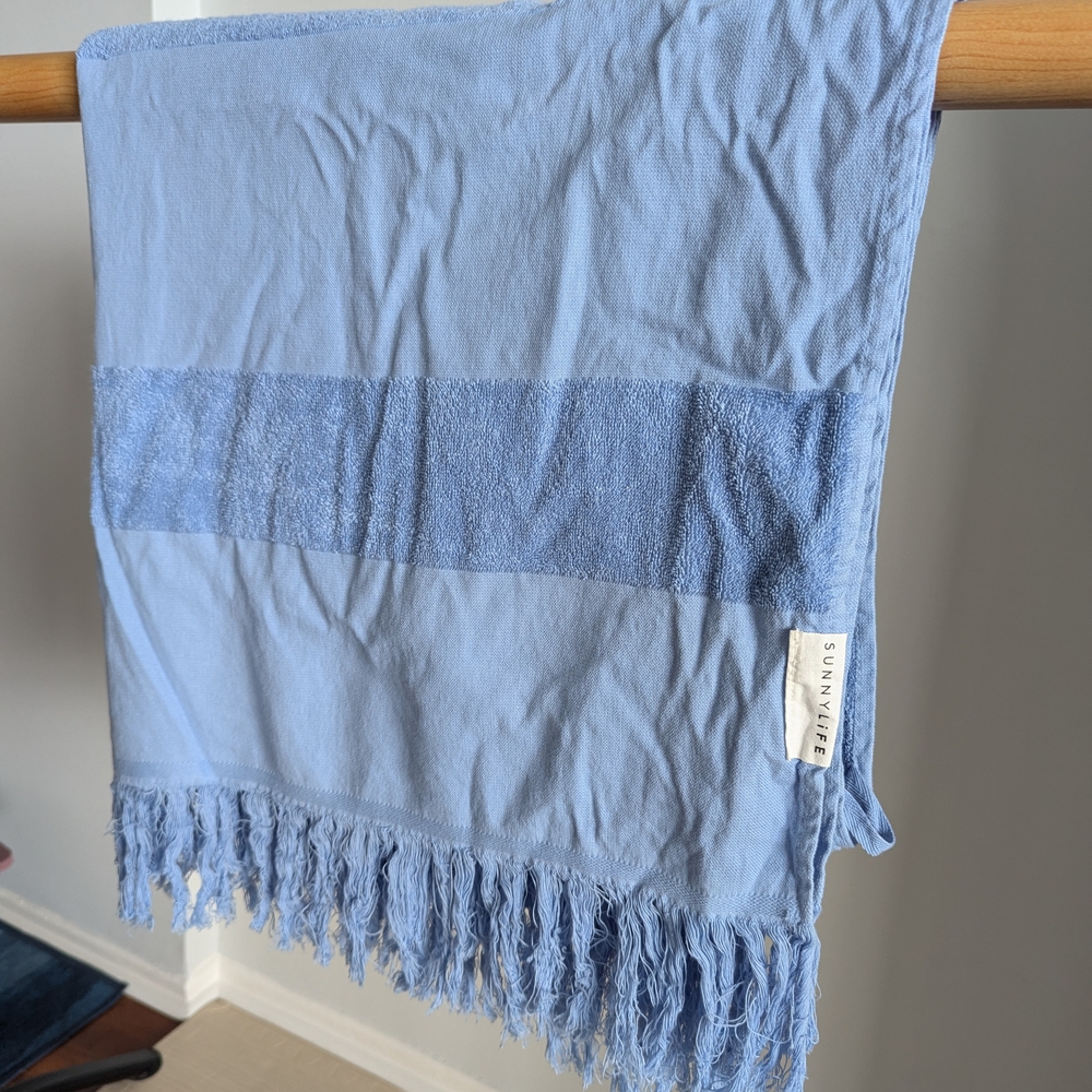 *NWOT* SunnyLife Light Blue Luxe Beach Towel with Fringe - Made In Australia